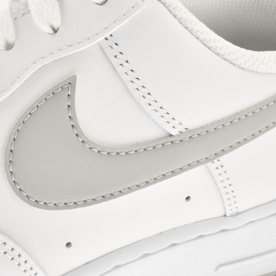 Nike force 1 white top